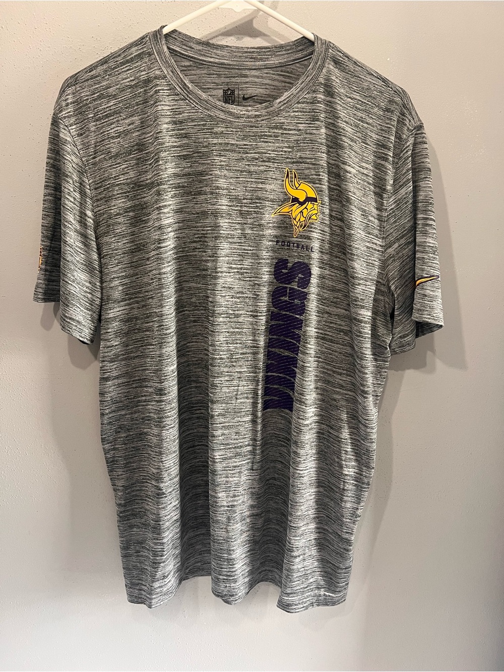 Minnesota Vikings — Nike Dri-Fit T-Shirt — Size Men’s Large